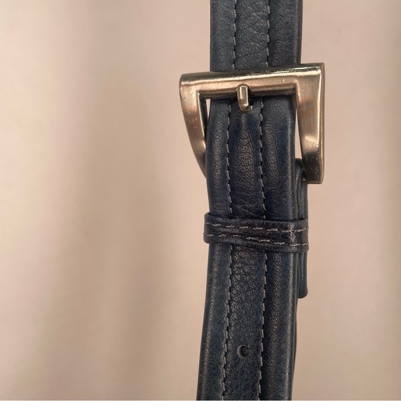 Tignanello Classic Saddlebag Navy Leather Handbag Shoulder Bag pre-owned - Picture 2 of 13